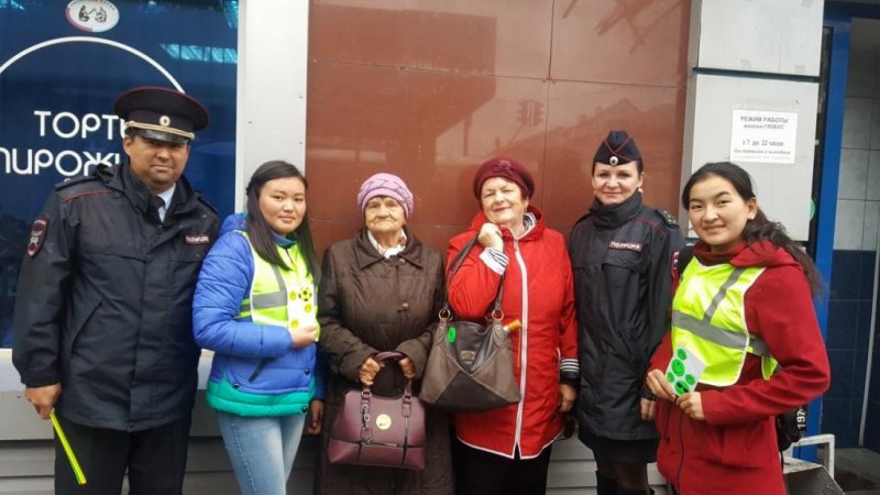Студенты Горно-Алтайского государственного университета приняли участие  в акции «Рука помощи» 