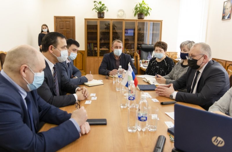 Встреча с представителями Генерального консульства Республики Узбекистан в Новосибирске 