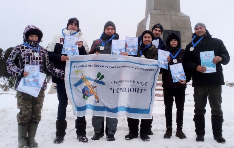 Студенты ГАГУ приняли участие в туристском слете «Яркая Зима Алтая»