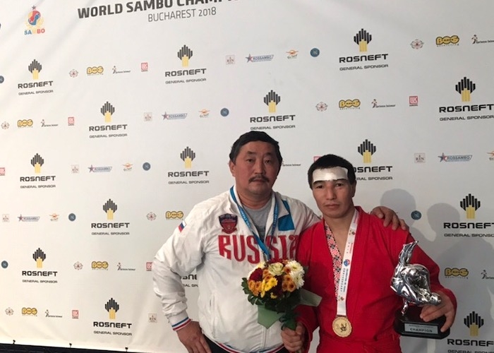 Встреча с чемпионом мира по боевому самбо Родионом Асканаковым 