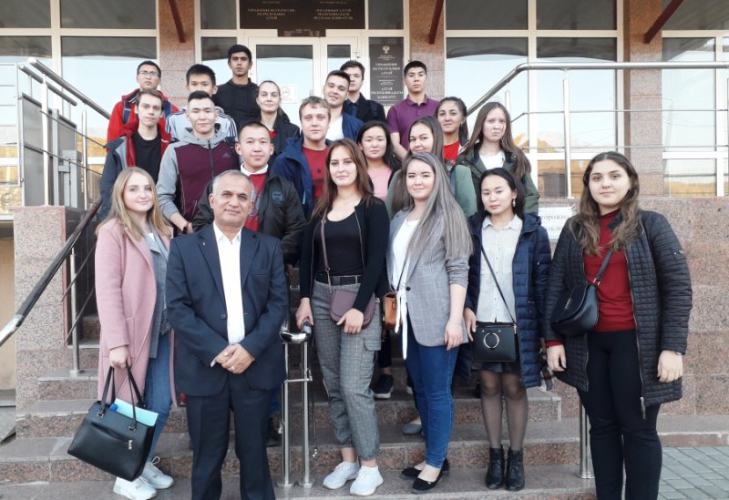 Студенты ЭЮФ посетили УФССП России по Республике Алтай