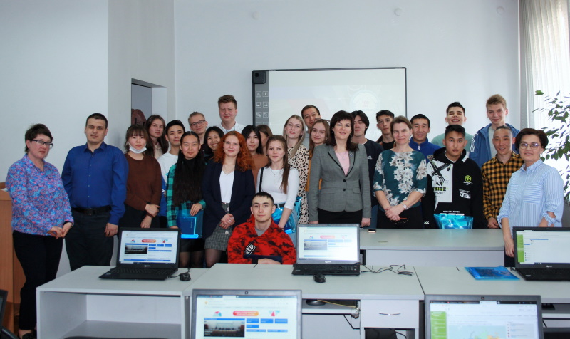 Студенты ГАГУ приняли участие в Дне открытых дверей в Алтайкрайстате