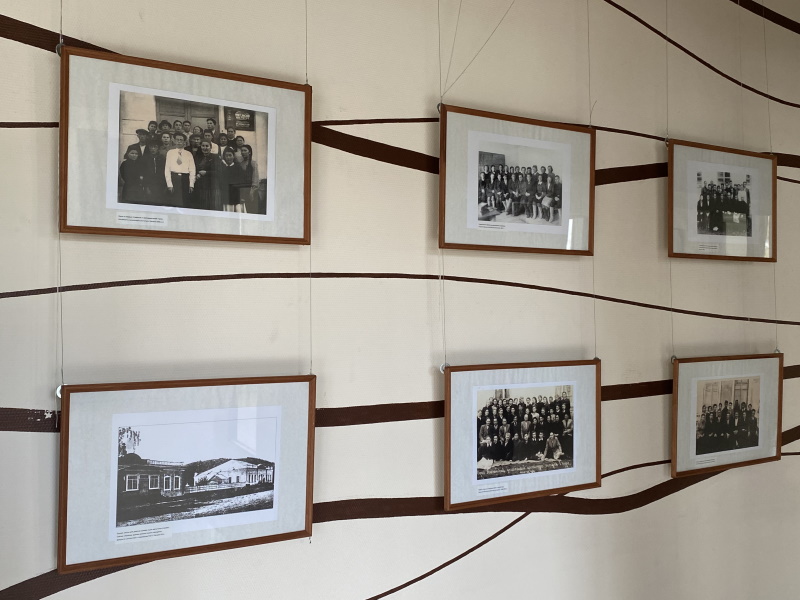 Путешествие в прошлое: в ГАГУ представлена фотовыставка, посвященная истории университета
